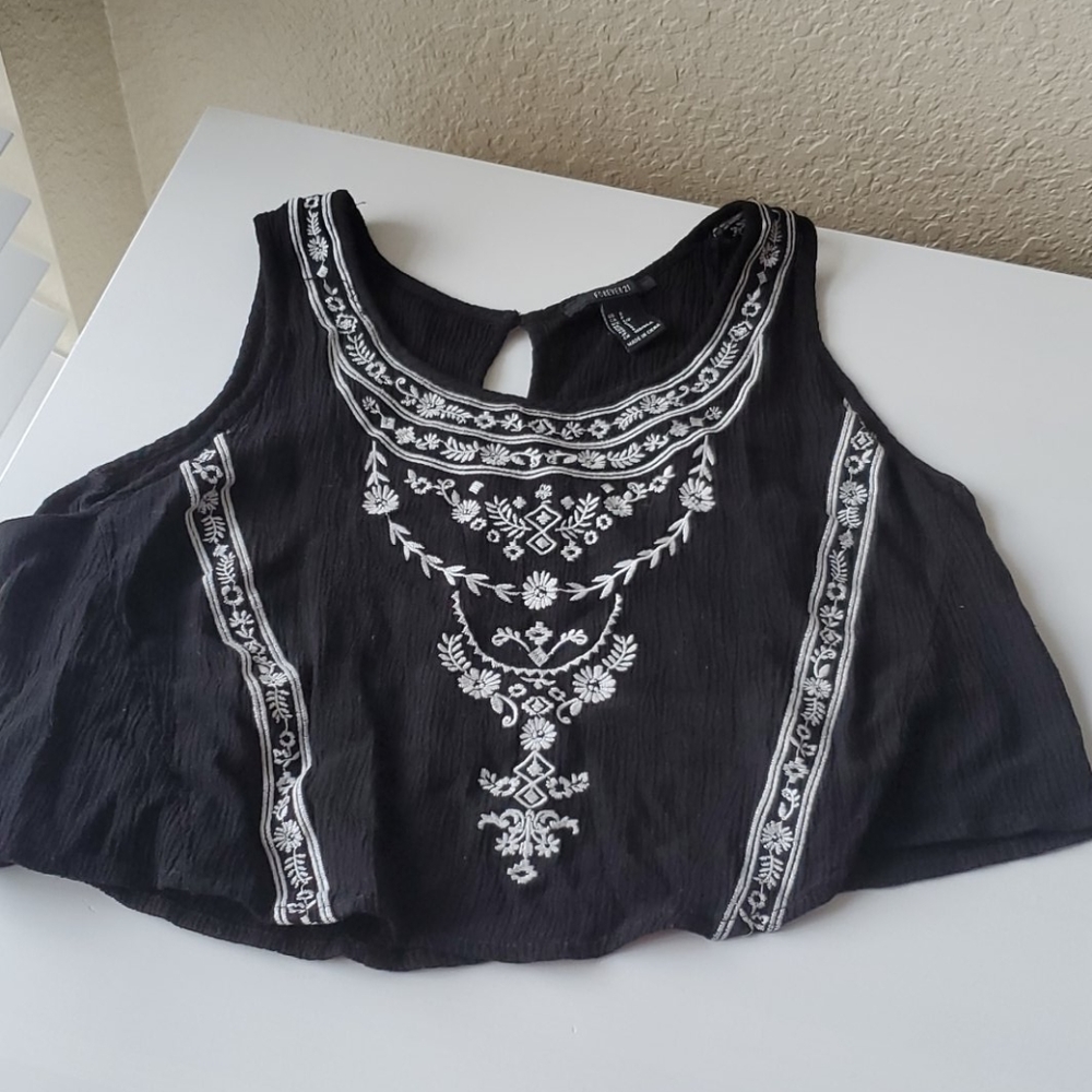 Forever 21 cropped tank